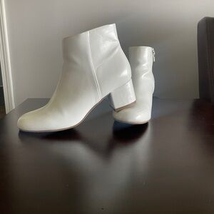Elegant White Ankle Boots